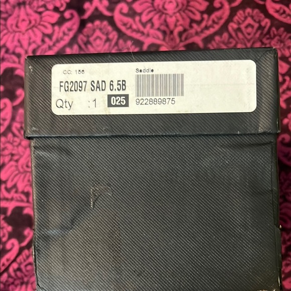 Coach Saddle Ellis LTR THNG - Picture 6 of 13